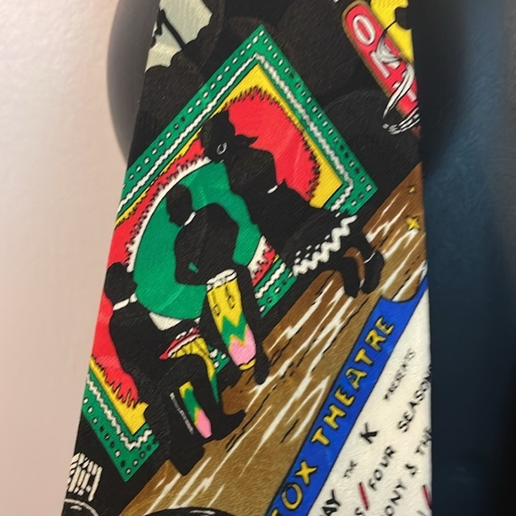 Nicole Miller Vintage 1991 Music Records Jazz Band Silk Necktie Tie - Picture 9 of 15